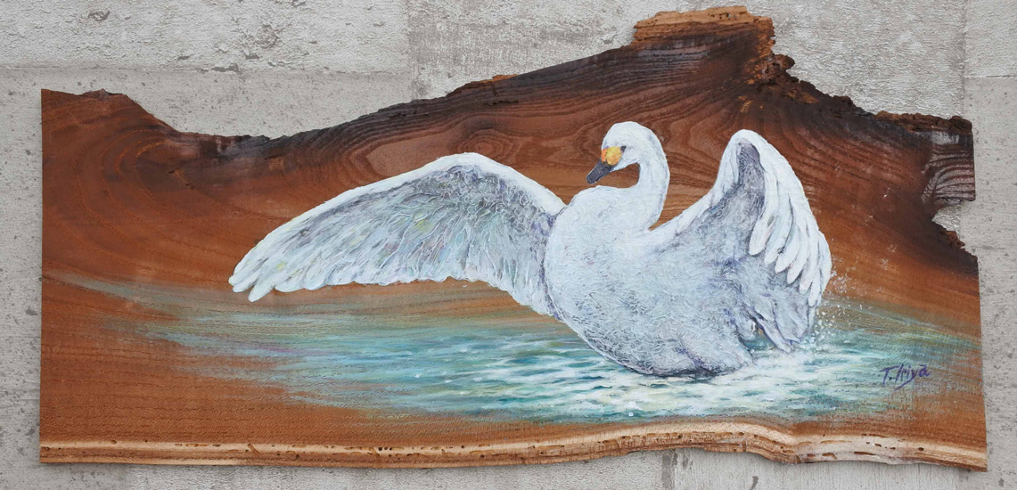 羽ばたき:木彩画:30×60㎝ 入谷 忠作品